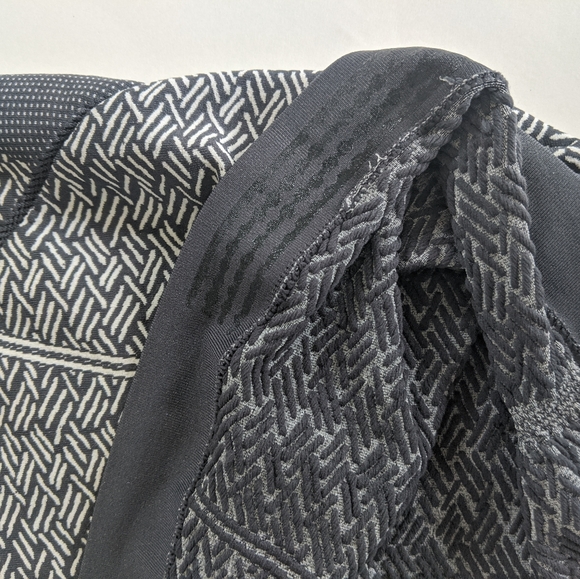 TITLE NINE Prowesse Racer Back Tank, Gray/White, S - Picture 2 of 6